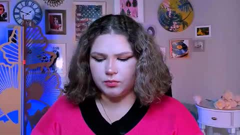 Snapshot of florenceanderson_ chatting on September 17, 9:29 am florenceanderson_ online show from September 17, 9:29 am