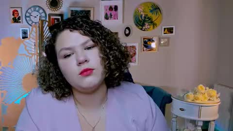 Snapshot of florenceanderson_ chatting on September 30, 9:26 am florenceanderson_ online show from September 30, 9:26 am