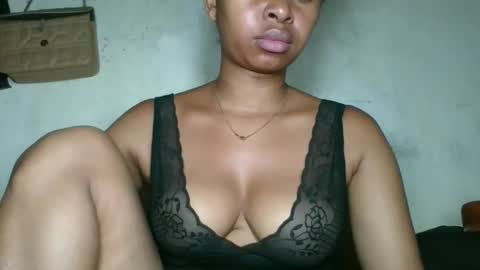 florencia011 online show from November 5, 7:02 am