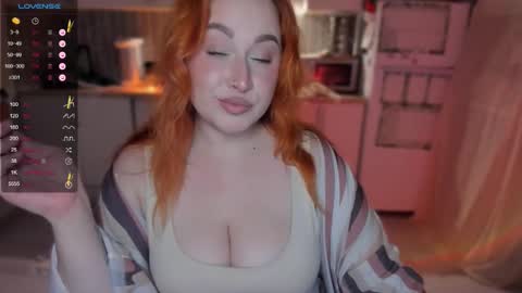 Snapshot of flower_camellia chatting on November 1, 8:46 pm Camelia online show from November 1, 8:46 pm