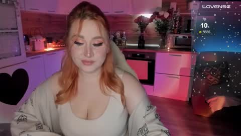 Snapshot of flower_camellia chatting on December 10, 10:16 pm Camelia online show from December 10, 10:16 pm