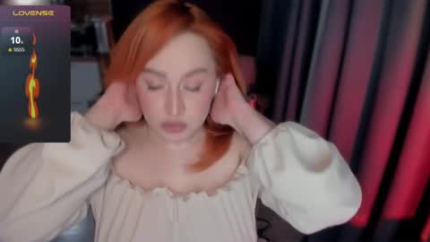 Snapshot of flower_camellia chatting on February 18, 7:54 pm Camelia online show from February 18, 7:54 pm