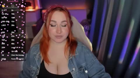 Snapshot of flower_camellia chatting on March 11, 10:42 pm Camelia online show from March 11, 10:42 pm