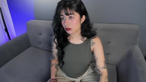 Its a pleasure to meet you. Im Flower. Help me reach 1k. Follow me. online show from April 8, 11:56 am