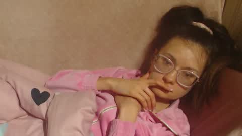 say meow and send tip  online show from March 6, 7:20 pm