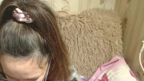 Snapshot of flowercandydoll chatting on December 3, 5:55 pm say meow and send tip  online show from December 3, 5:55 pm