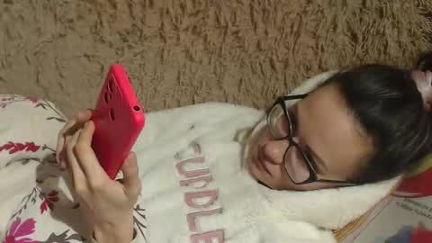 Snapshot of flowercandydoll chatting on February 14, 6:29 pm say meow and send tip  online show from February 14, 6:29 pm