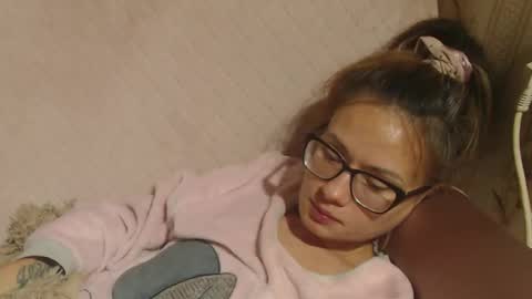 Snapshot of flowercandydoll chatting on October 17, 8:23 pm say meow and send tip  online show from October 17, 8:23 pm