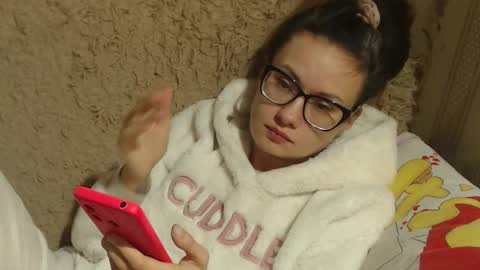 Snapshot of flowercandydoll chatting on January 26, 2:41 pm say meow and send tip  online show from January 26, 2:41 pm