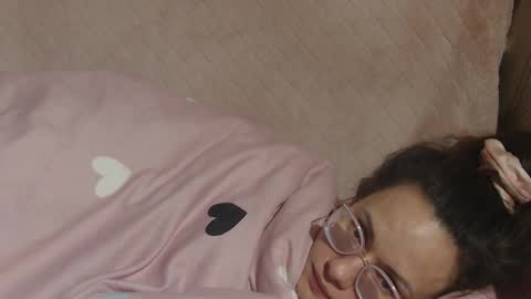 say meow and send tip  online show from March 30, 10:53 pm