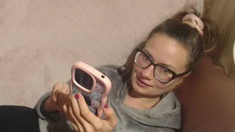 say meow and send tip  online show from November 6, 6:14 pm