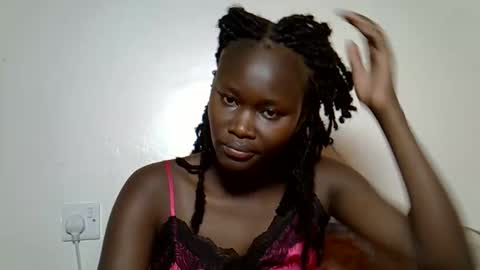 flowerdiva002 online show from November 5, 7:02 am