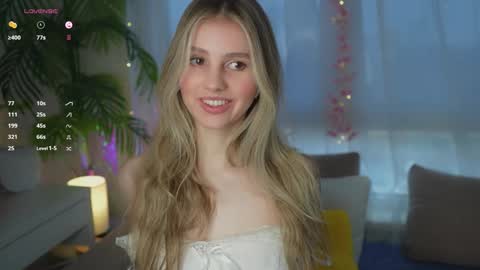 Adeline online show from February 5, 8:43 am