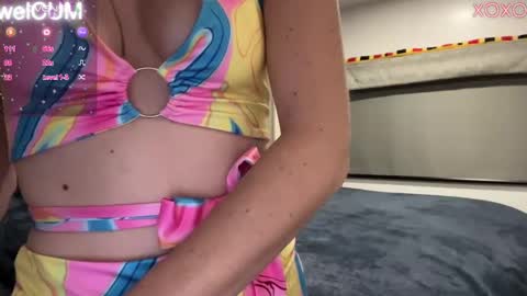 Elaine online show from January 15, 2:38 am