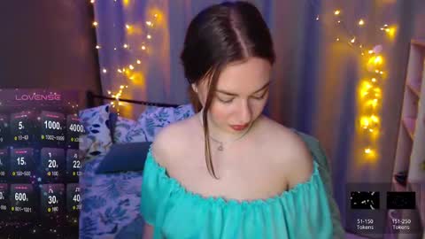 Julia online show from December 23, 1:51 am