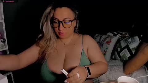 Kris online show from February 12, 2:13 am