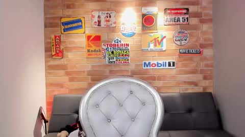 Loren online show from March 10, 3:27 pm