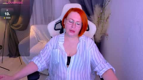 Lola online show from May 7, 6:50 am