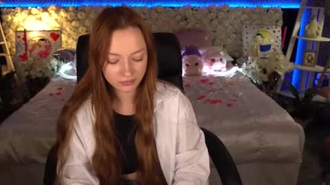 Maya online show from March 18, 2:33 pm