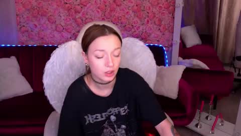 Maya online show from February 14, 1:29 am