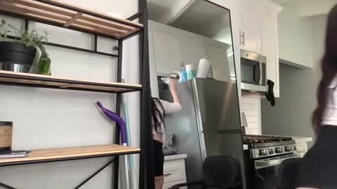 Snapshot of fragilemasochist chatting on October 22, 5:18 pm Angel online show from October 22, 5:18 pm