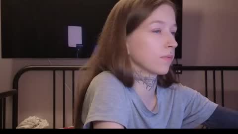 fran_bow online show from March 12, 7:05 pm