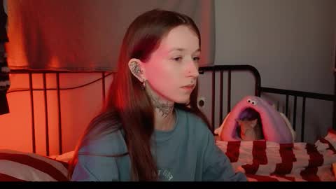 fran_bow online show from March 27, 1:12 pm