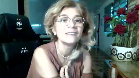 francelune online show from September 9, 1:00 pm