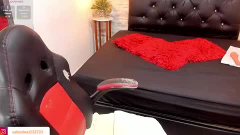          online show from December 4, 3:20 am