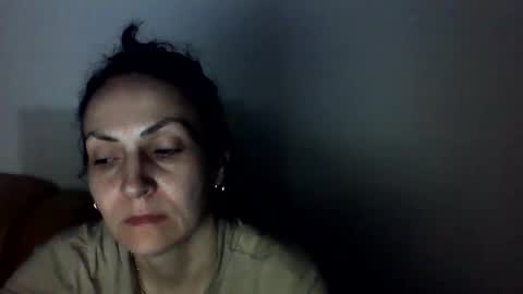 Snapshot of frankieteasing chatting on February 1, 6:19 pm frankieteasing online show from February 1, 6:19 pm