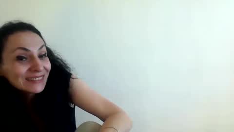 Snapshot of frankieteasing chatting on January 1, 11:05 am frankieteasing online show from January 1, 11:05 am