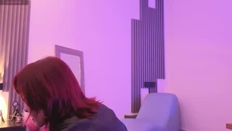 Fransheska online show from February 25, 12:15 pm