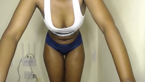 Snapshot of freaky_ass chatting on January 22, 11:34 am Berry online show from January 22, 11:34 am