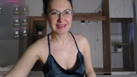 frederica_ online show from January 27, 11:43 am