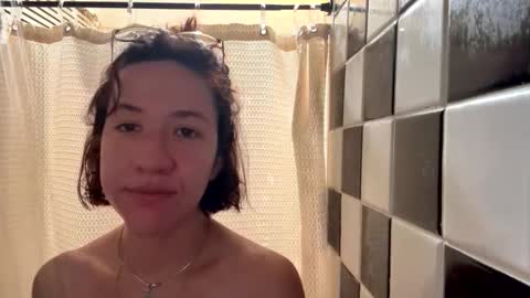 freethebirdclouds online show from September 10, 6:35 am