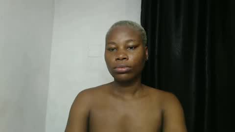 frekkymorelle online show from March 5, 4:57 am