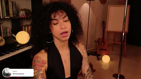 Vale online show from December 2, 2:46 am