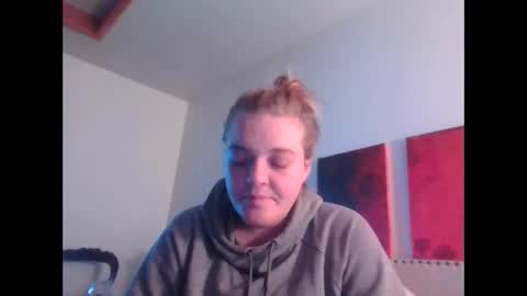 freshwaternewf online show from November 14, 6:24 am