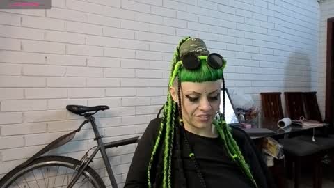 freyaa_sorceress online show from October 15, 2:14 am