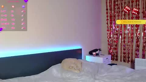 FreyaOliver online show from March 24, 10:59 pm