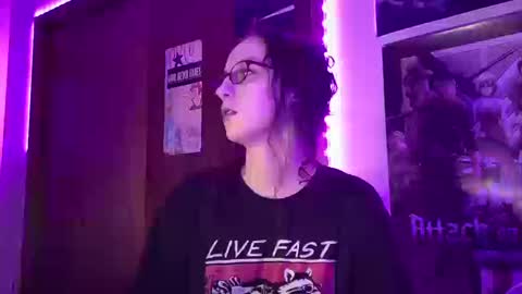 FreyaTheGemini online show from September 15, 4:32 am