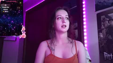 FreyaTheGemini online show from October 1, 2:38 am