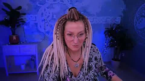 Frida Tander online show from March 27, 8:26 am