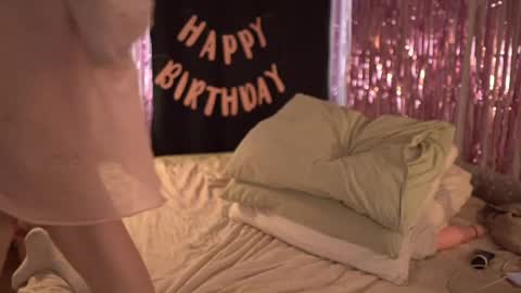 Eva         all my links   online show from April 15, 11:33 am