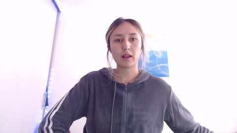 Gabriela online show from November 18, 5:03 pm