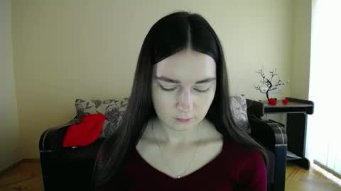 Jaklin online show from November 14, 9:31 am