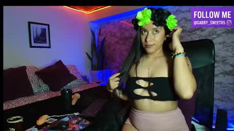 Gabby Sweet online show from November 4, 6:18 am