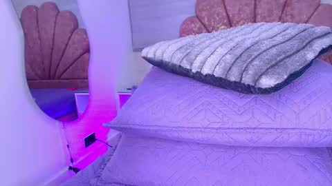 gabriela online show from February 13, 8:21 pm