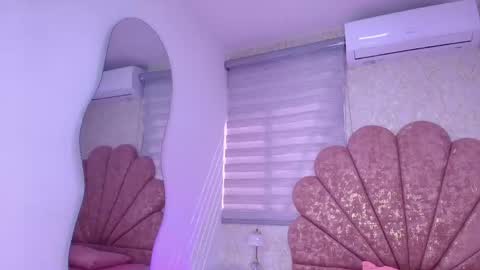 gabriela online show from April 21, 7:21 pm