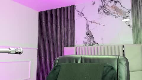 Gabriela Kassi online show from September 22, 11:30 am